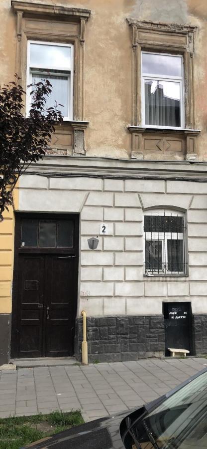 Apartamento Luxury Flat In Downtown Leópolis Exterior foto