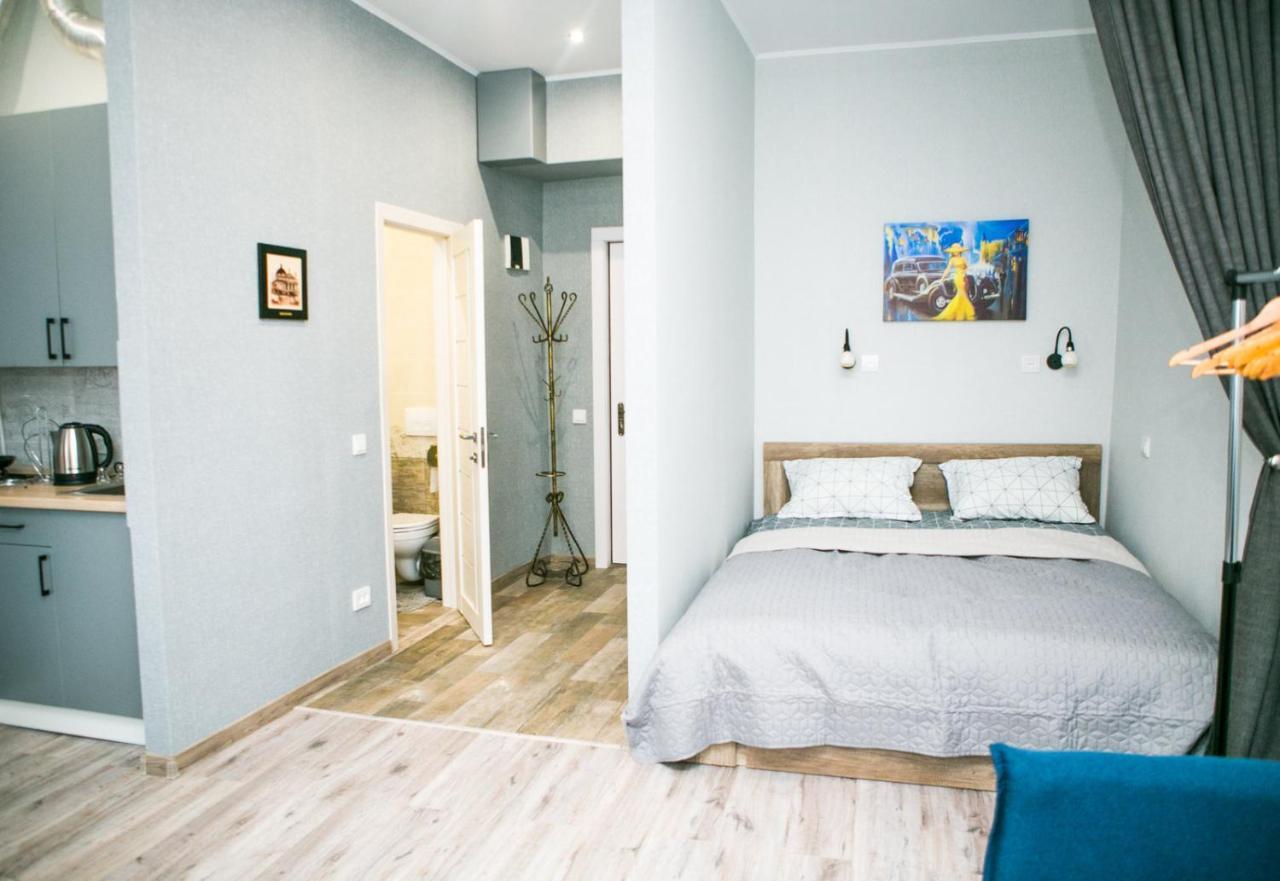 Apartamento Luxury Flat In Downtown Leópolis Exterior foto